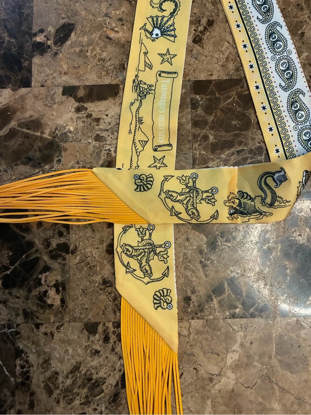 ✨Hermes. Tatouages Marins Fringe Twilly Scarf